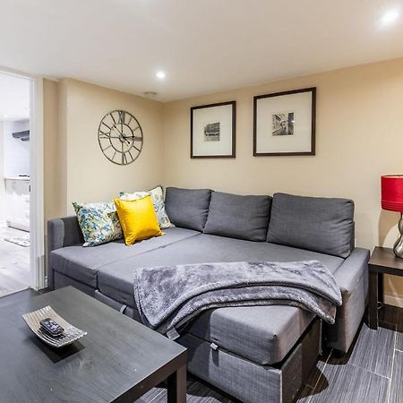 Newly Renovated - Cozy 1Br Apt With Netflix - Prime Location トロント エクステリア 写真